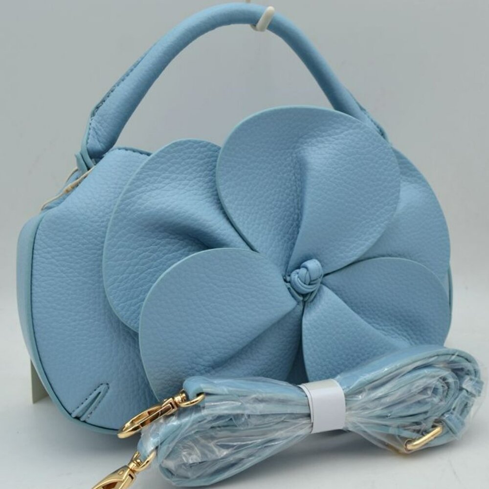 3D FLOWER CROSSBODY GORGOUS BAG